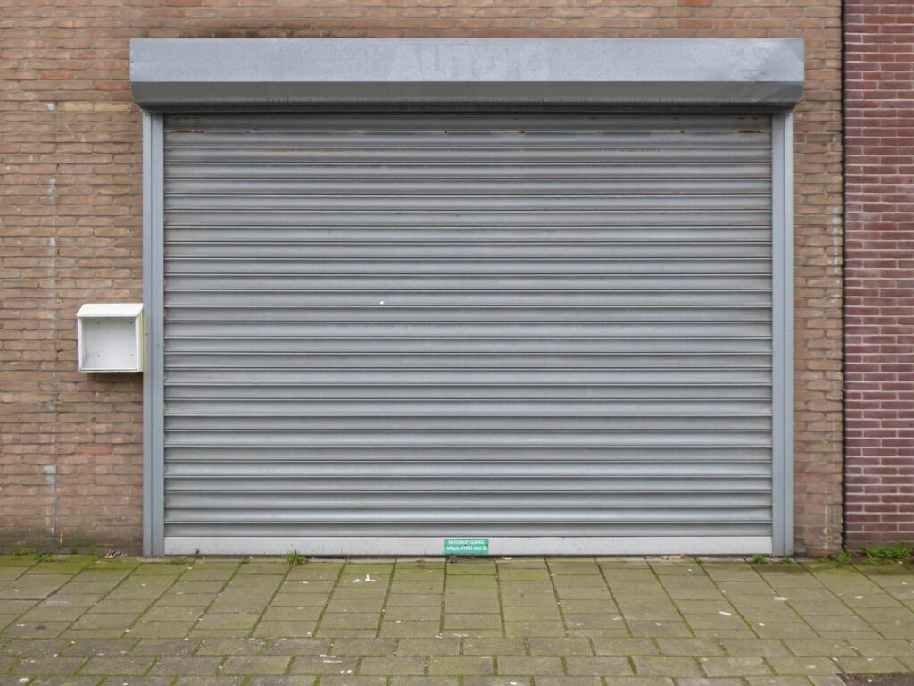 Home emergency garage door repair